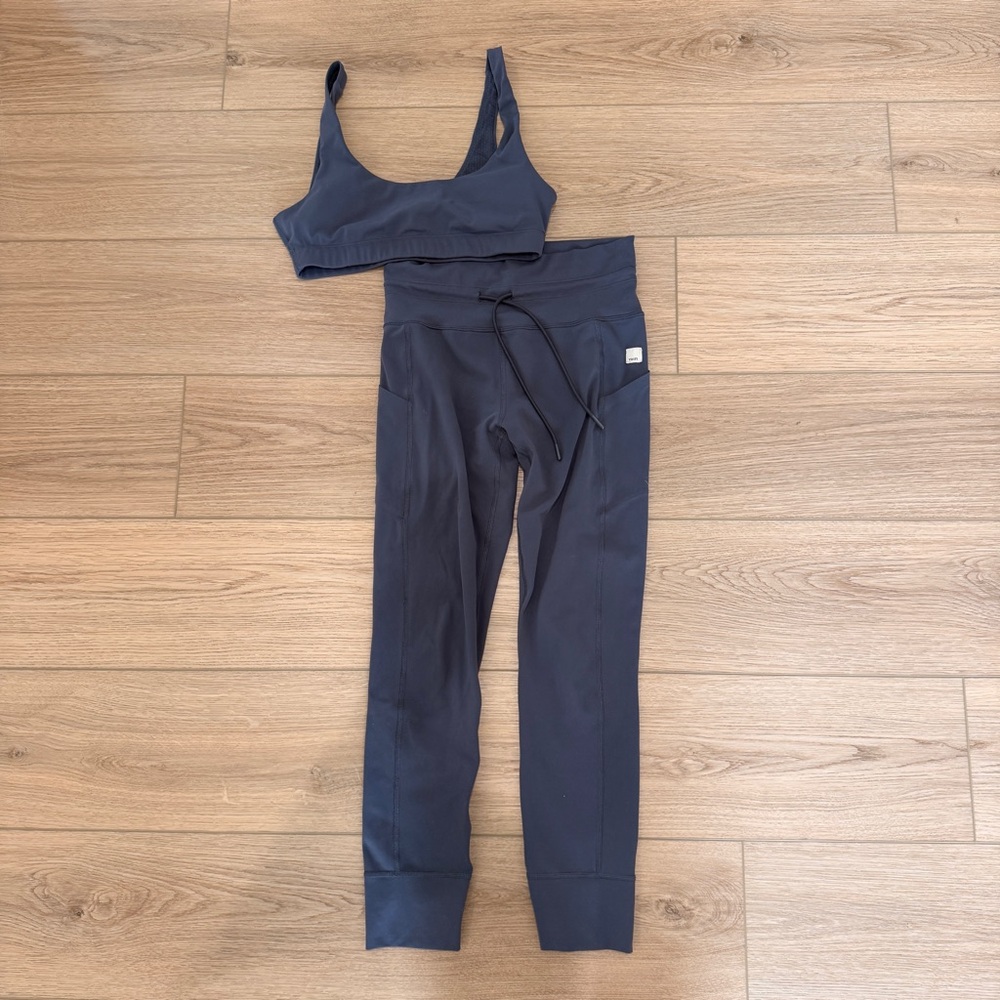 Vuori Daily Leggings and Bra Set